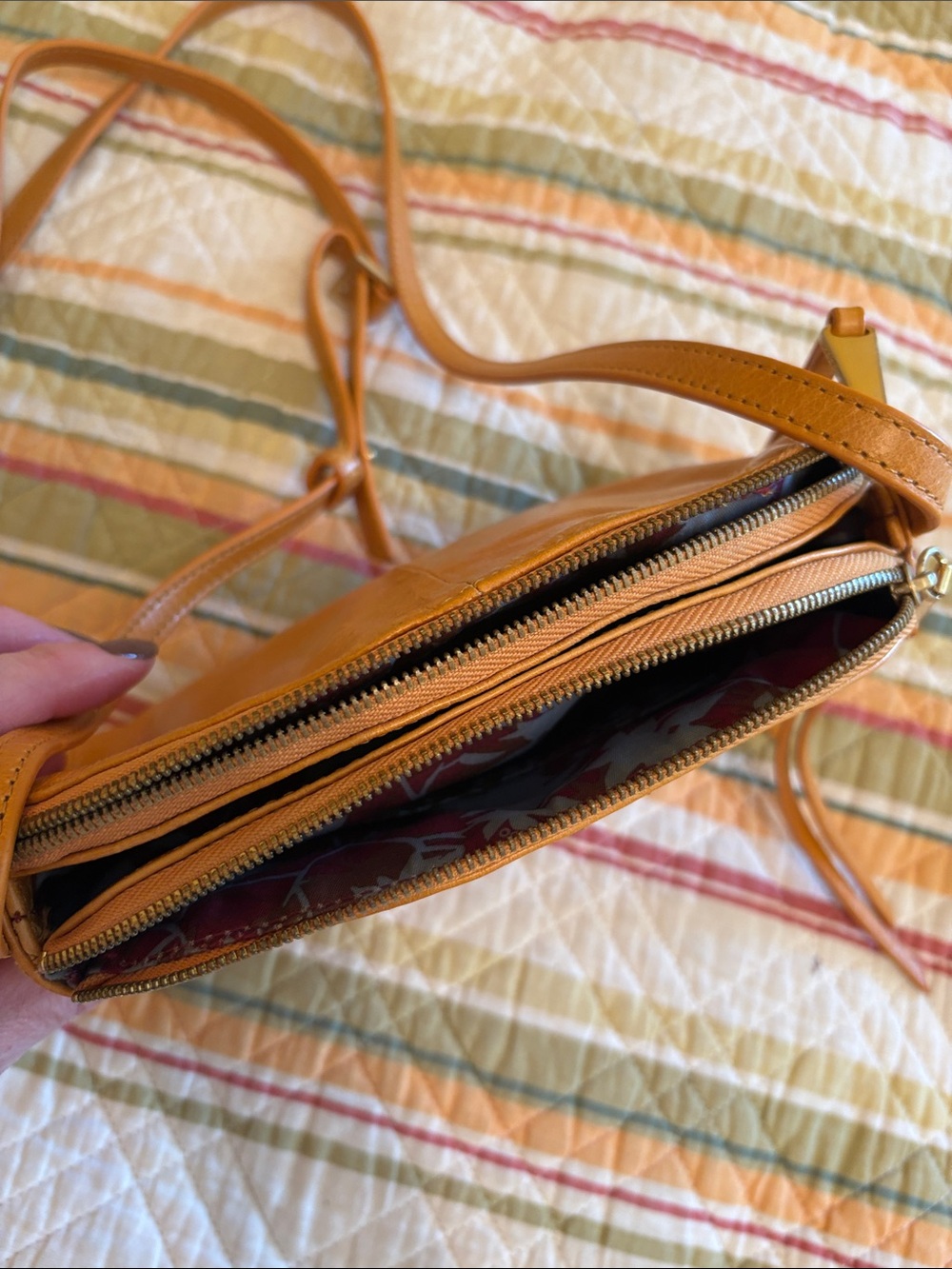Hobo international mustard yellow leather Crossbody Bag - Picture 9 of 13